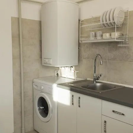 Cozy 2-room On Zhvanetsky Boulevard * Odessa